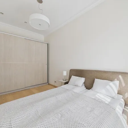 1bd Centre Апартаменты