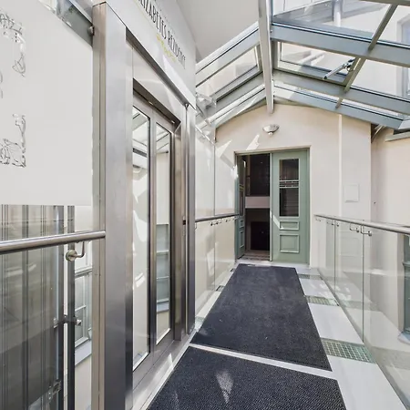 1bd Centre Апартаменты